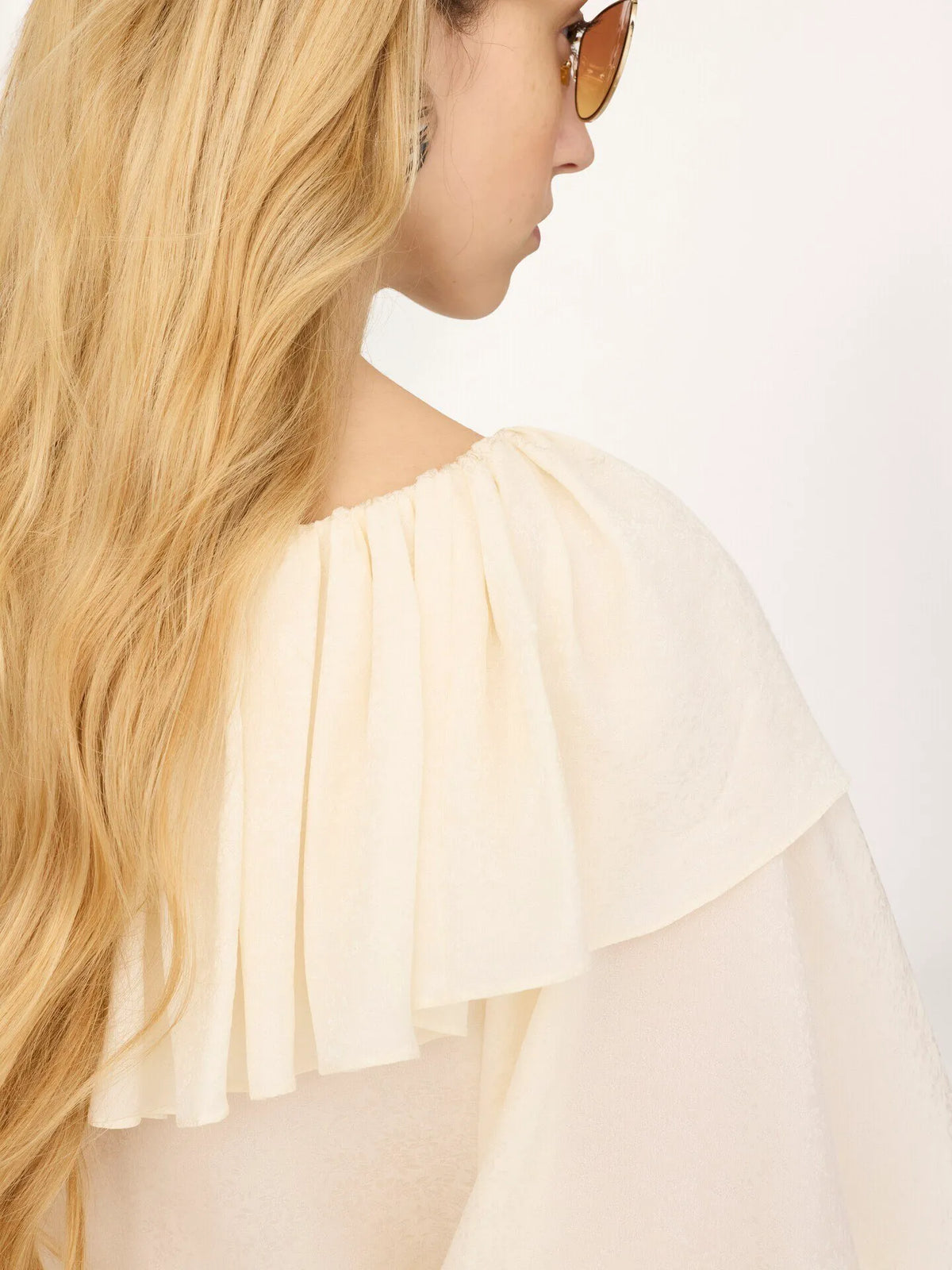 Fluid ruffle top in silk jacquard