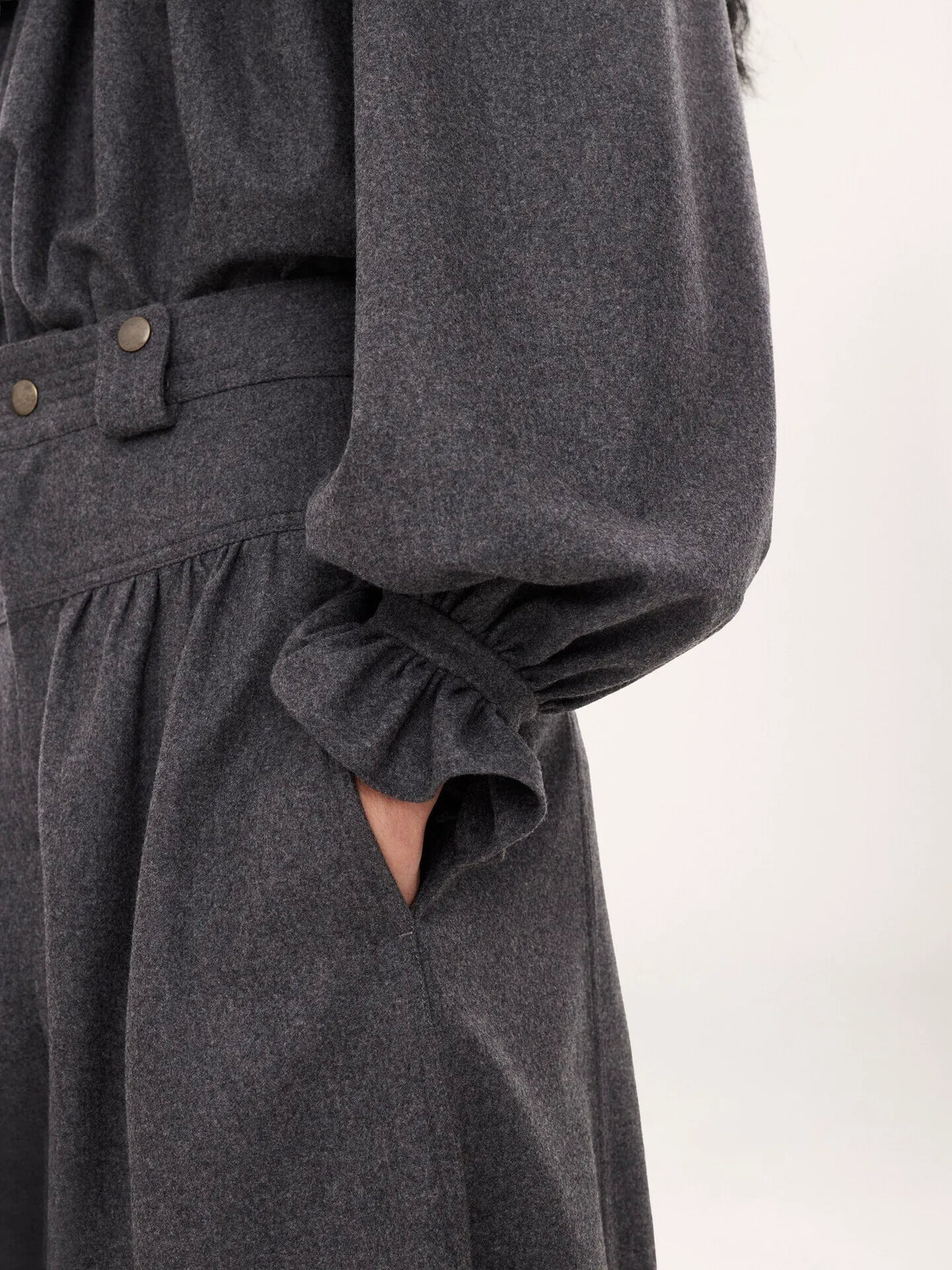High-neck ruffle top in wool & cashmere flannel
