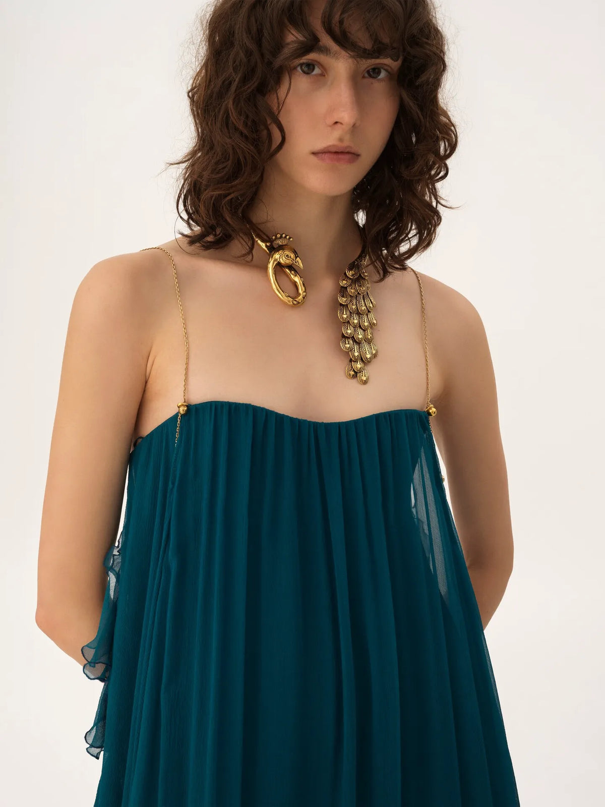 Sleeveless long dress in silk mousseline