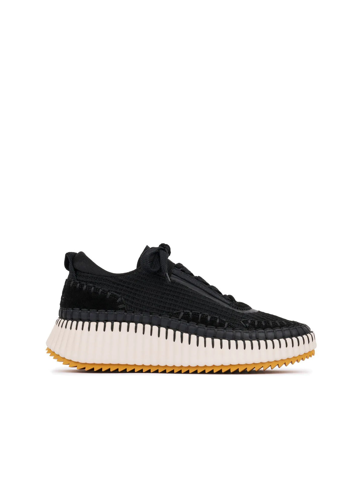 Nama sneaker