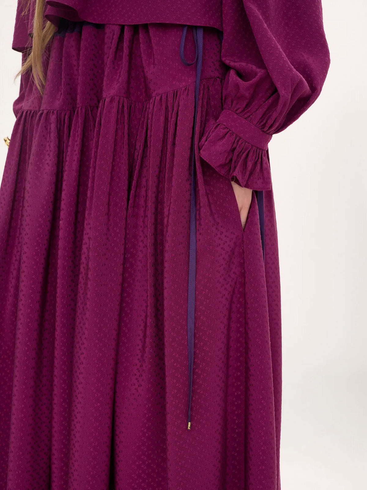 Gathered long skirt in silk jacquard & lace
