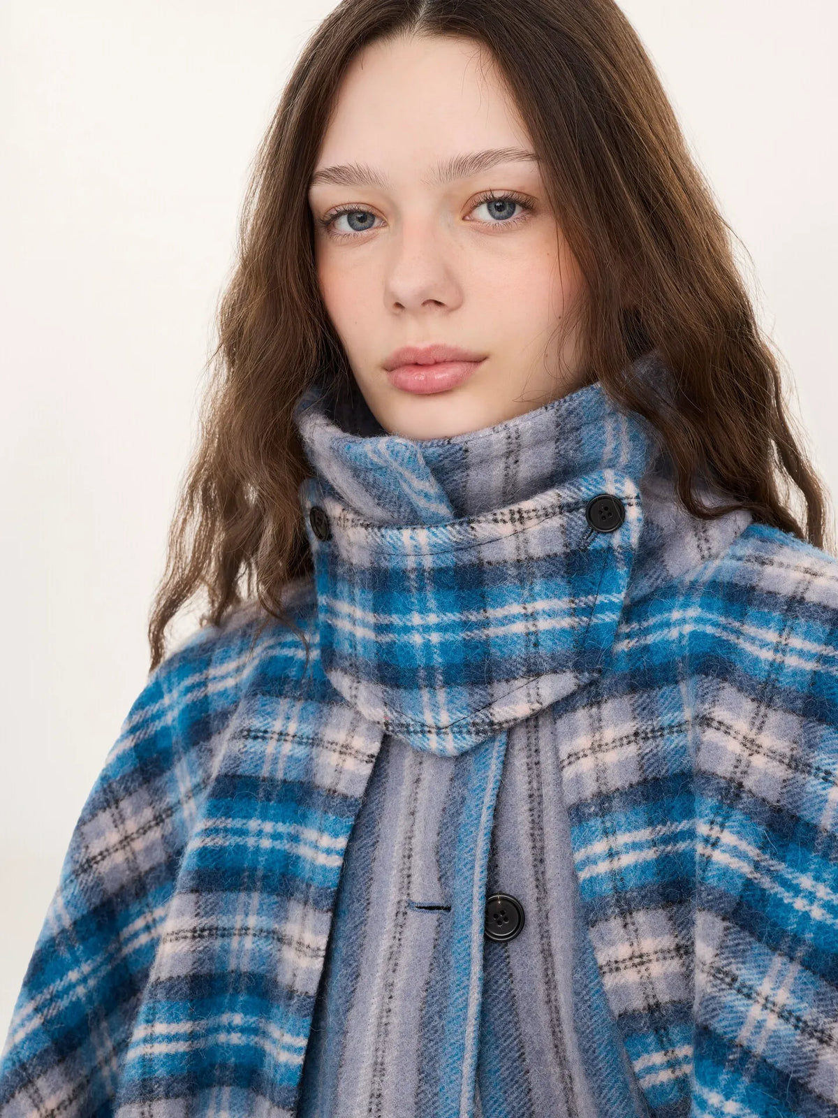High-neck short cape coat in check wool & alpaca