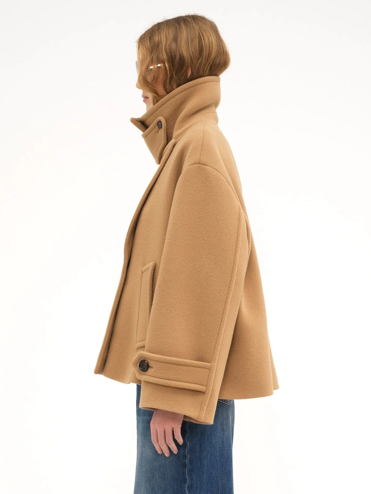 Oversized short coat in wool