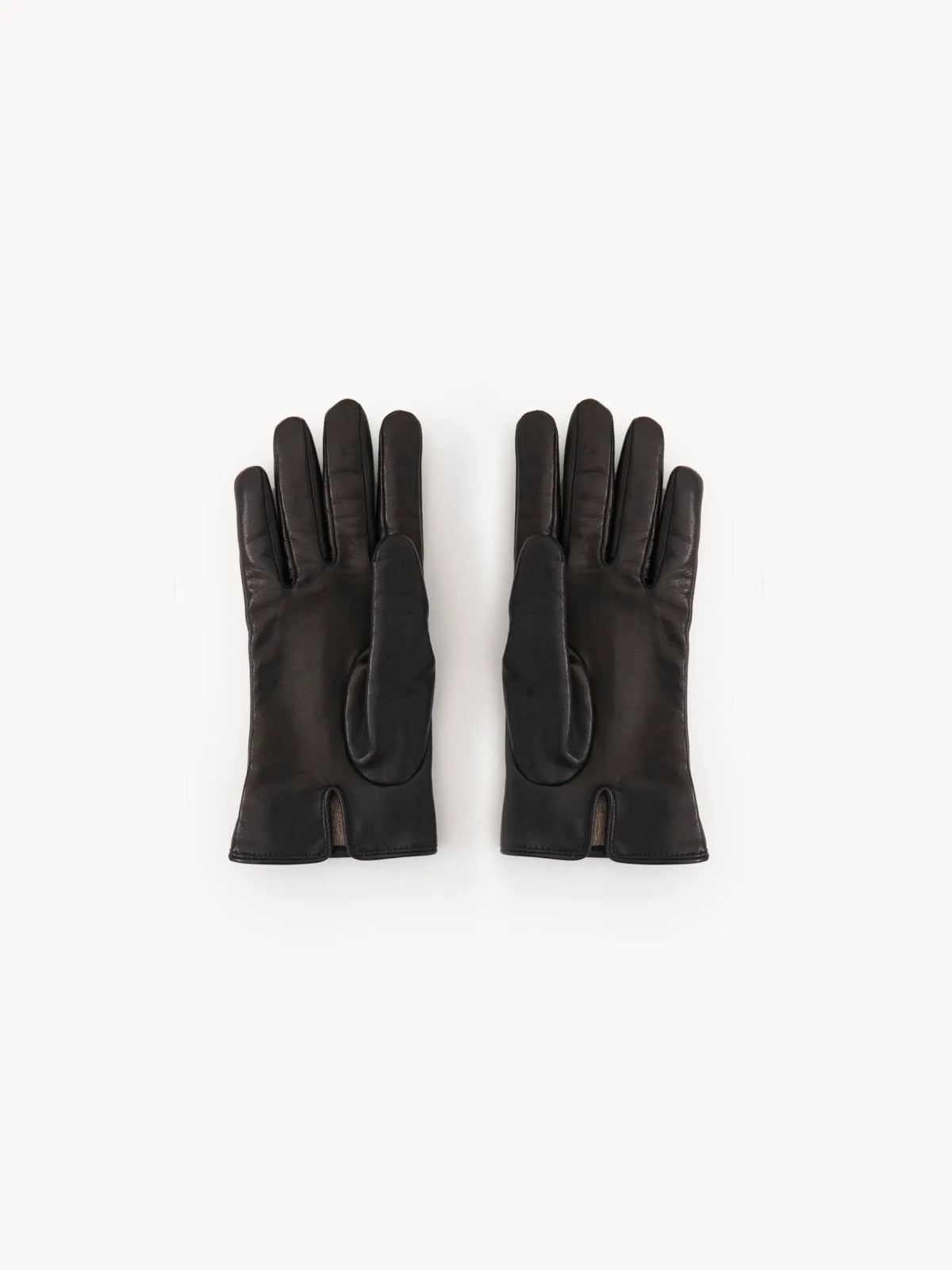The Chloé Iconic gloves in leather