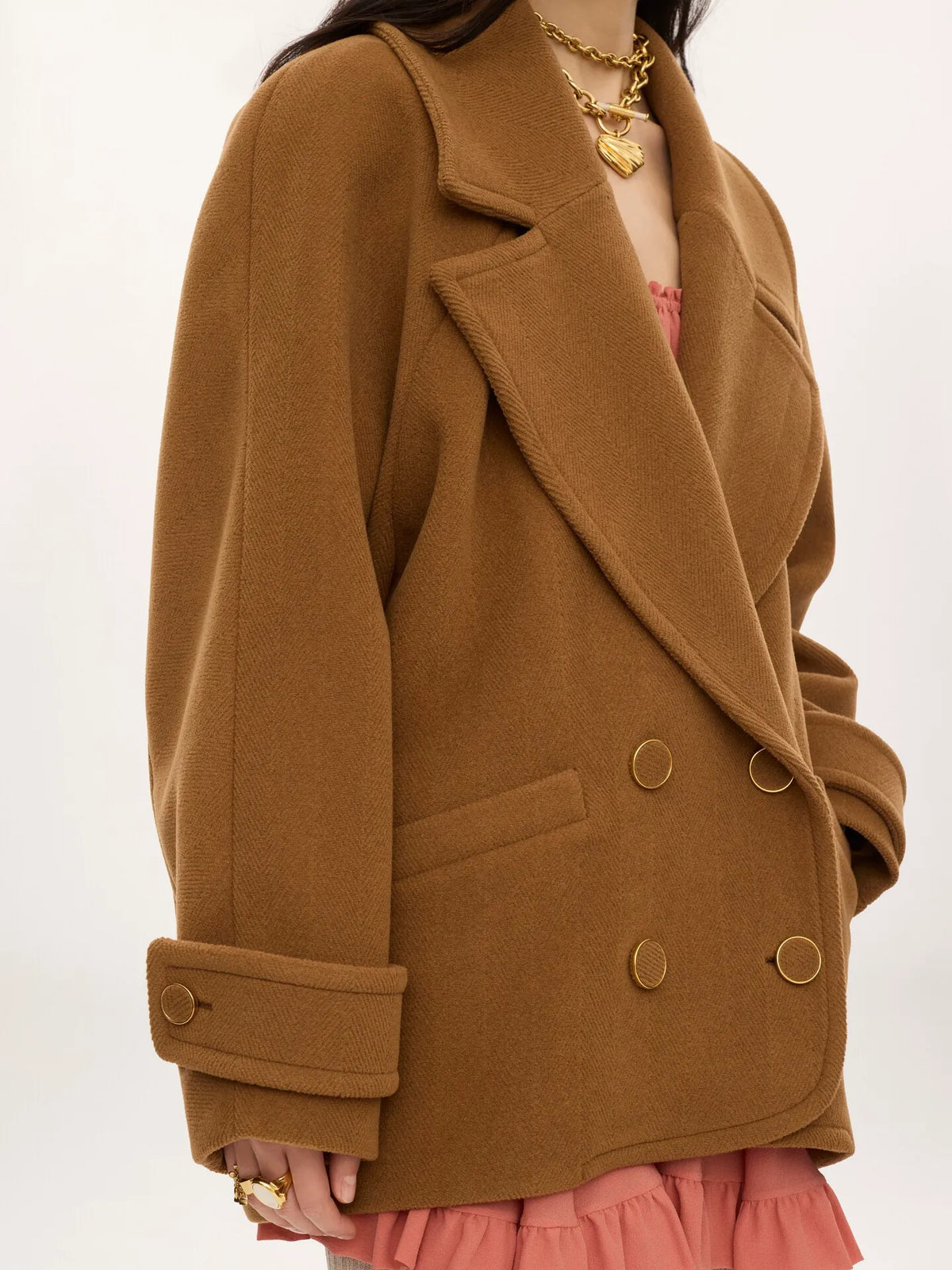 Double-breasted short coat in herringbone wool