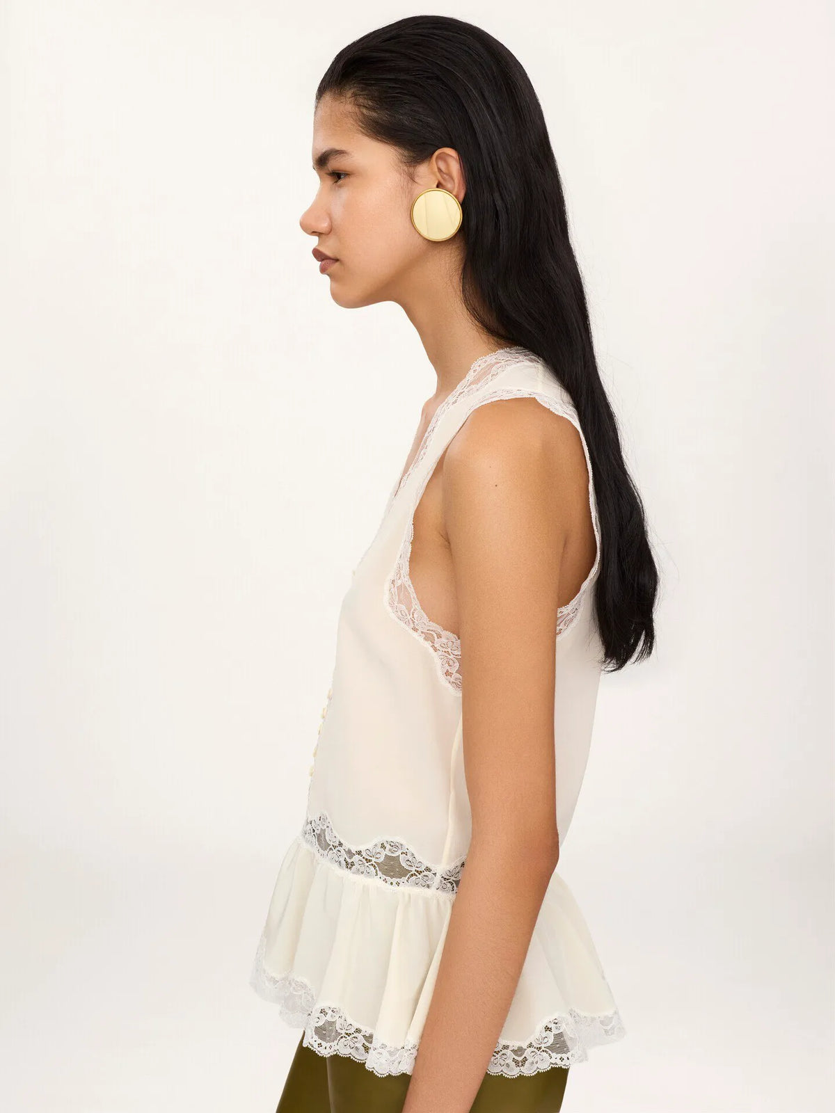 Sleeveless peplum top in crêpe de chine & lace
