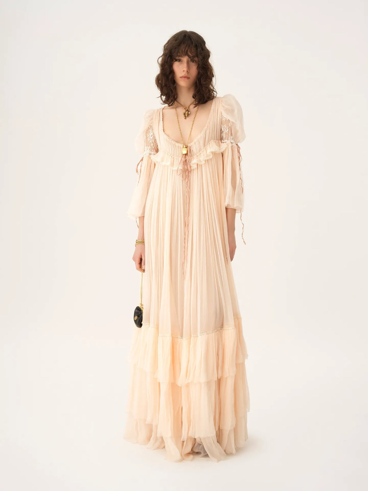 Oversized long ruffled dress in silk mousseline & lace
