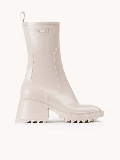 Betty rain boot