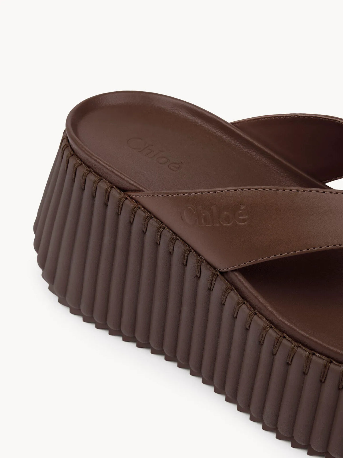 Nama wedge slide