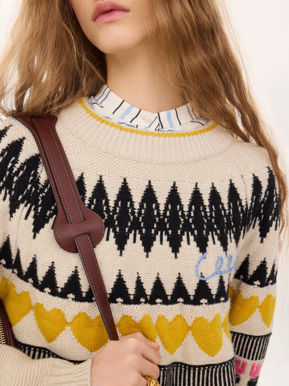 Generous logo sweater in a wool & cashmere knit