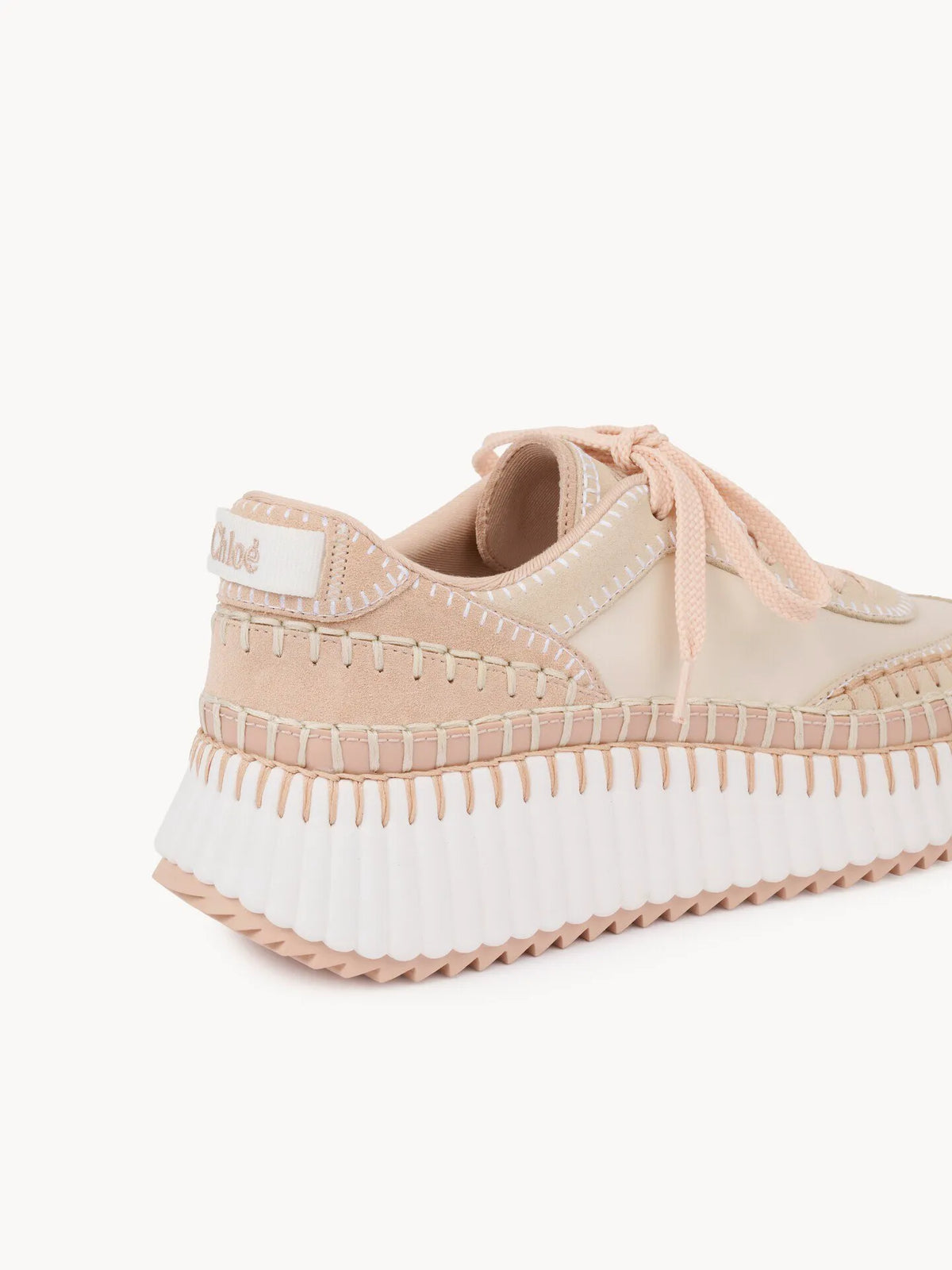 Nama sneaker