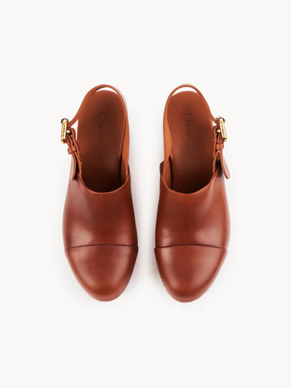 Jeannette wedge clog