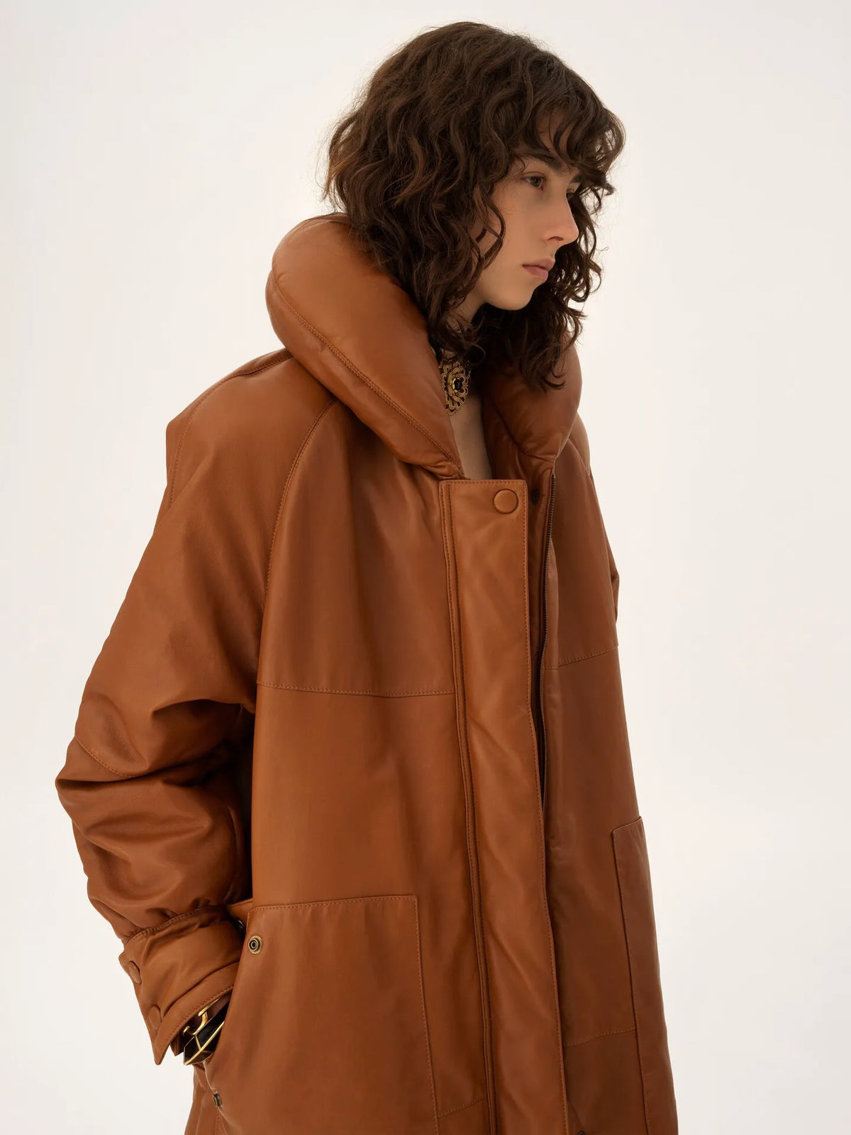 Long puffer coat in leather