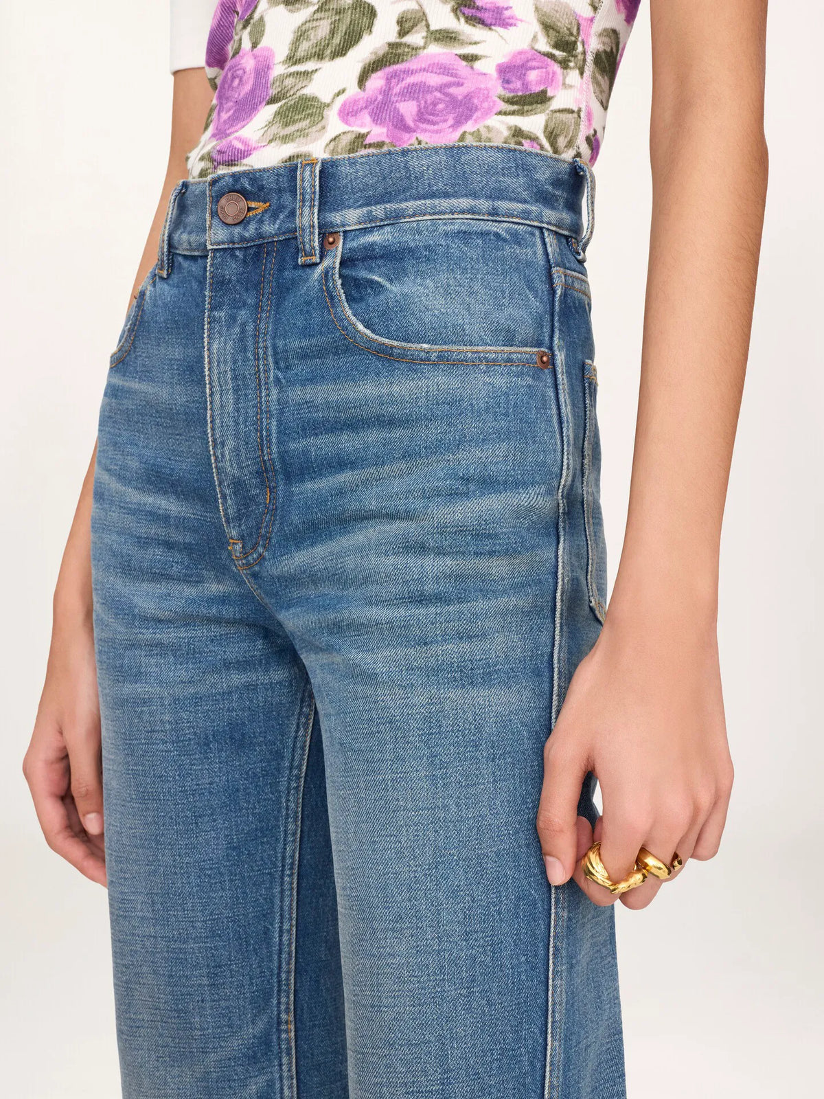 Straight jeans in denim