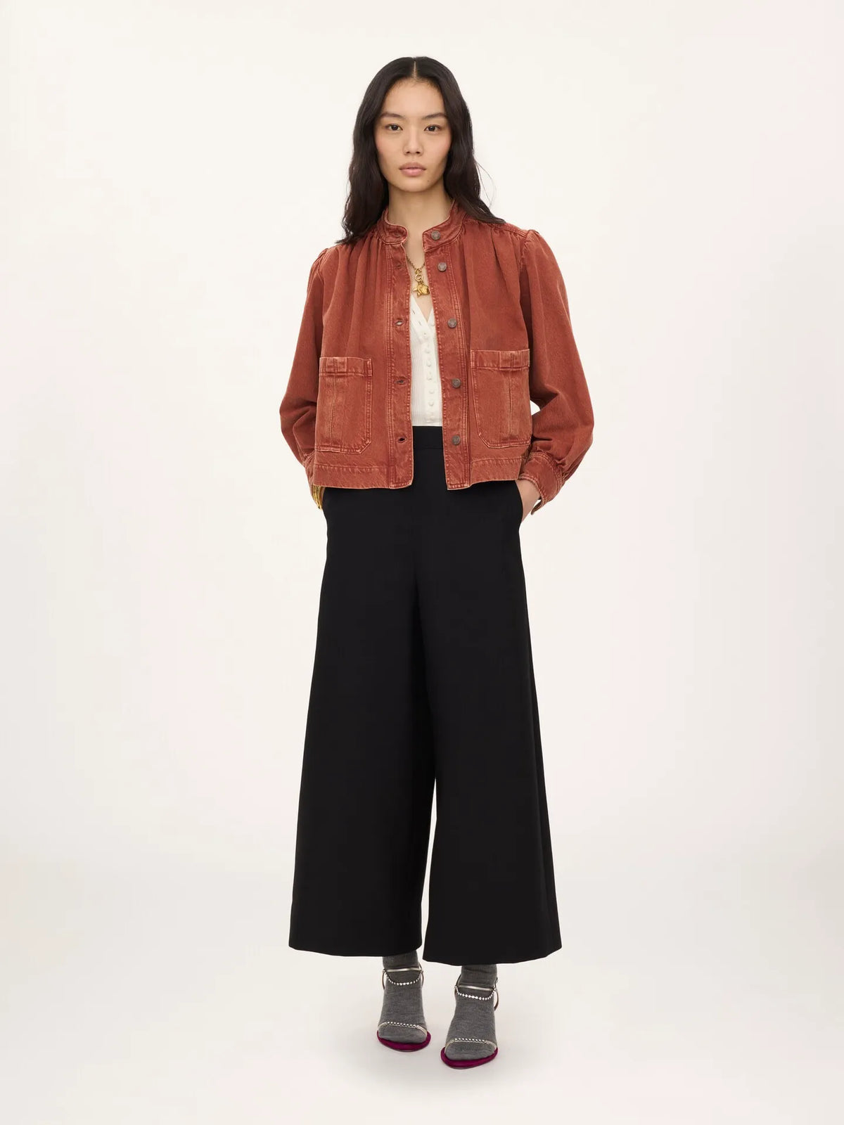 Wide-leg tailored pants in wool crêpe