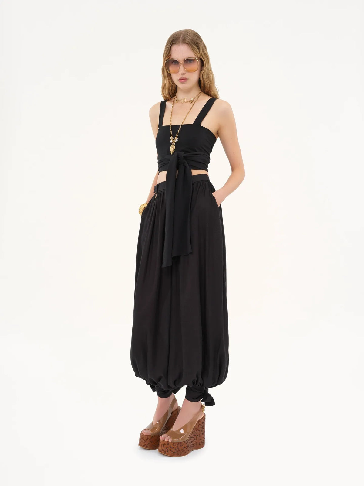 Fluid pleated pants in silk charmeuse