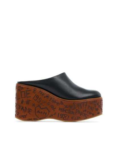Maxime wedge mule