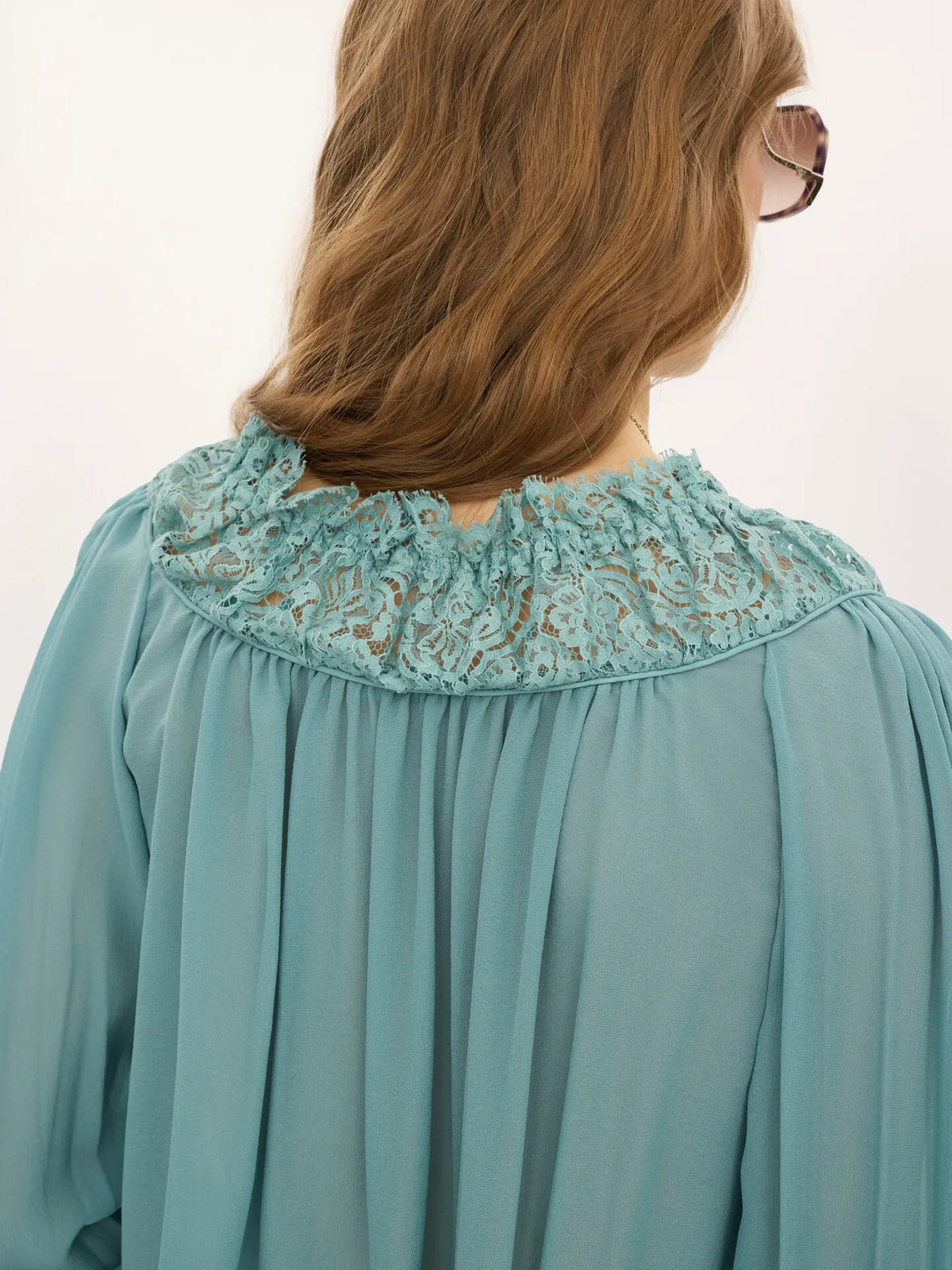 Scoop-neck cropped top in silk georgette & lace