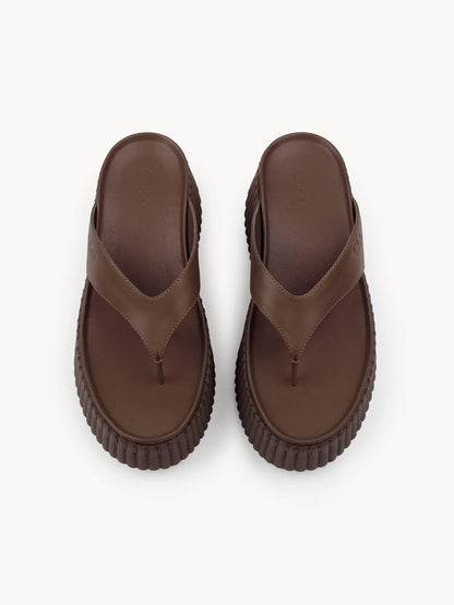 Nama wedge slide