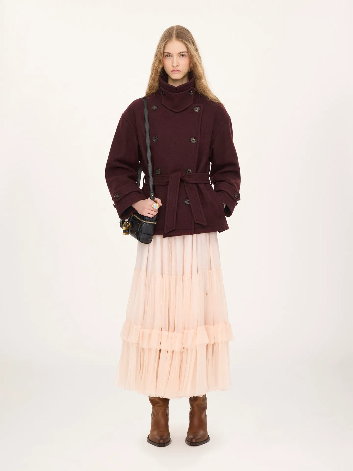 Double-breasted short coat in wool
