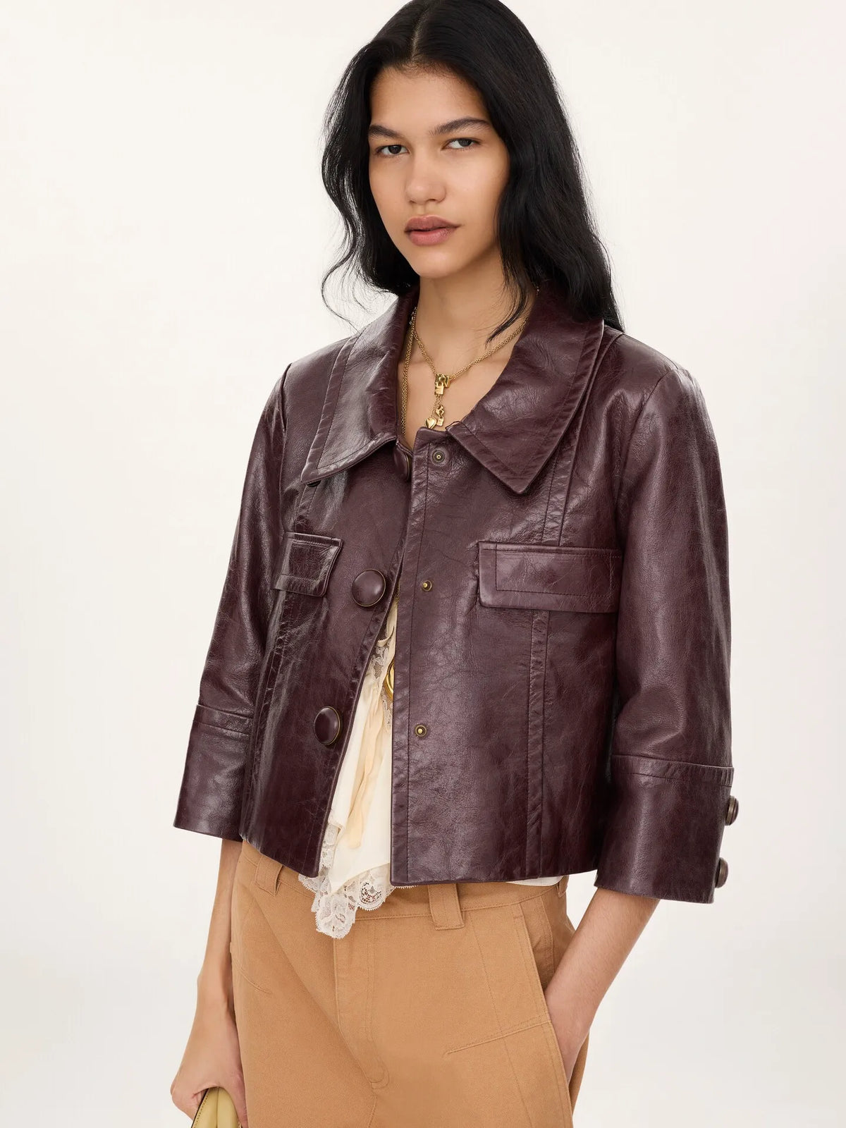 Cropped jacket in leather