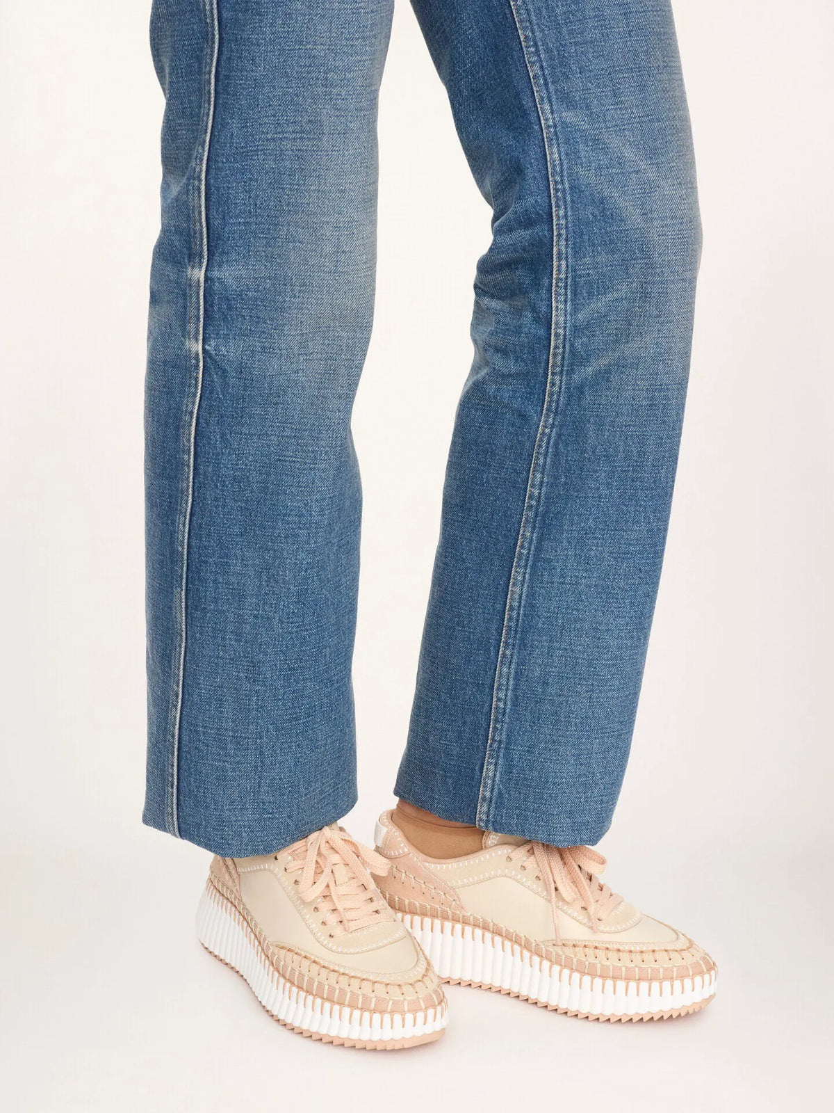 Nama sneaker