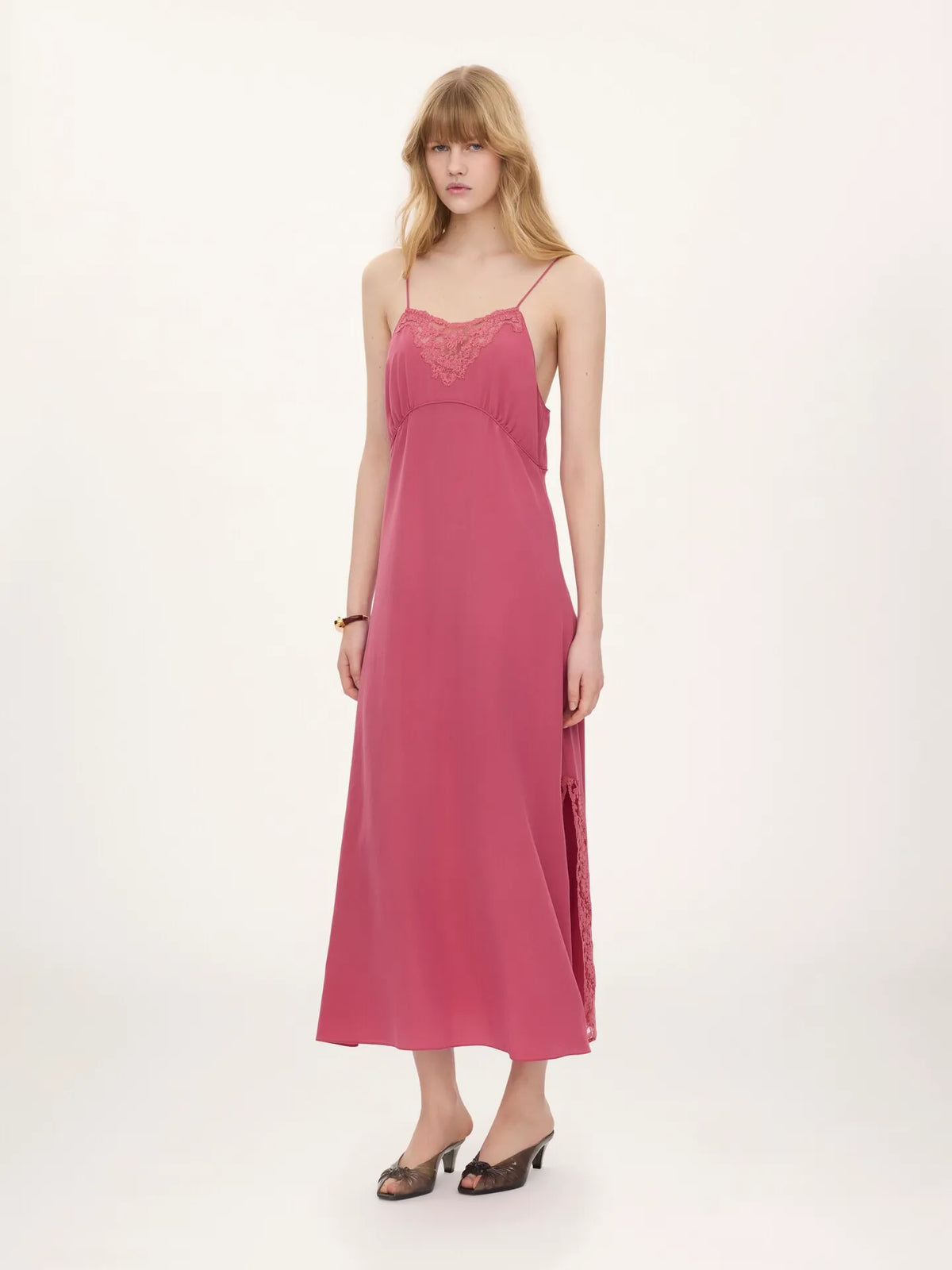 Long lingerie dress in crêpe de chine & lace