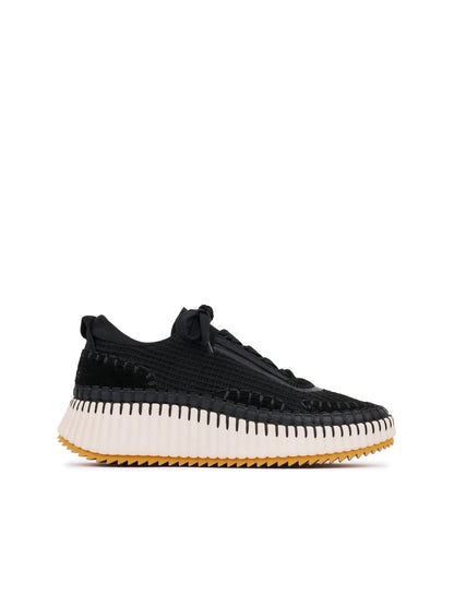 Nama sneaker