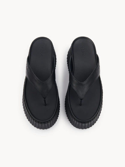 Nama wedge slide