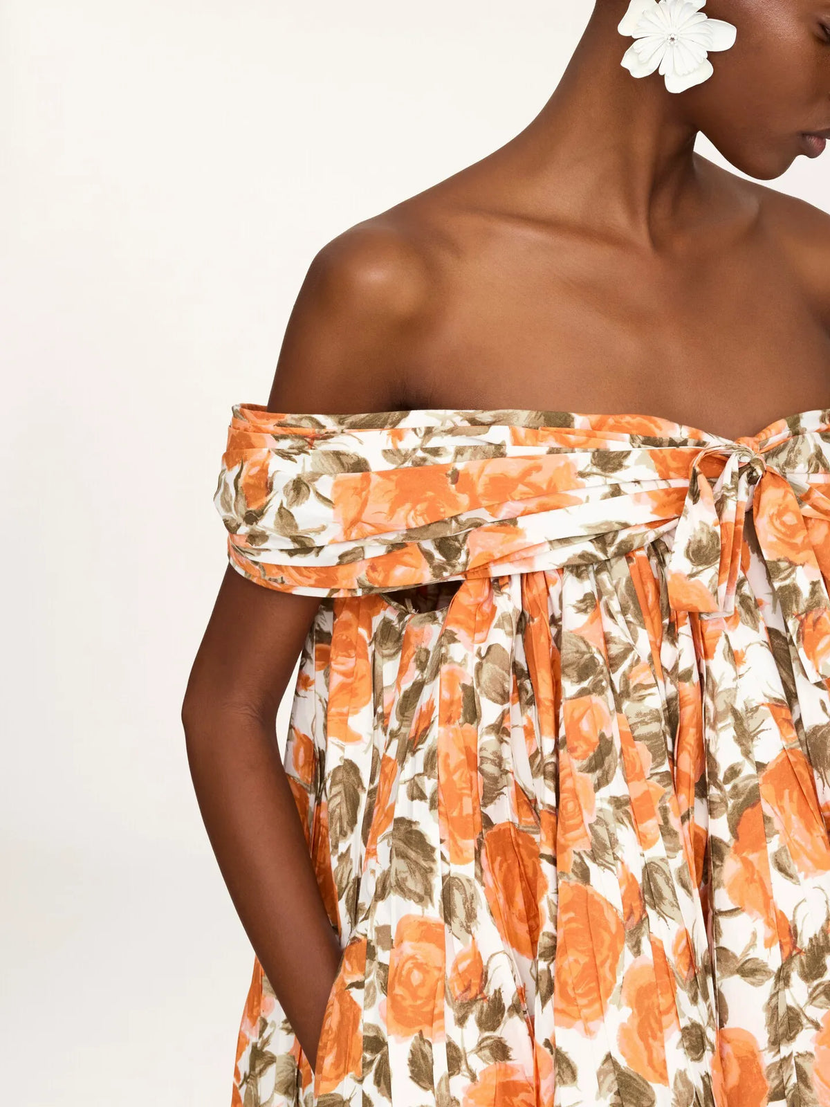 Off-the-shoulder mini dress in cotton poplin