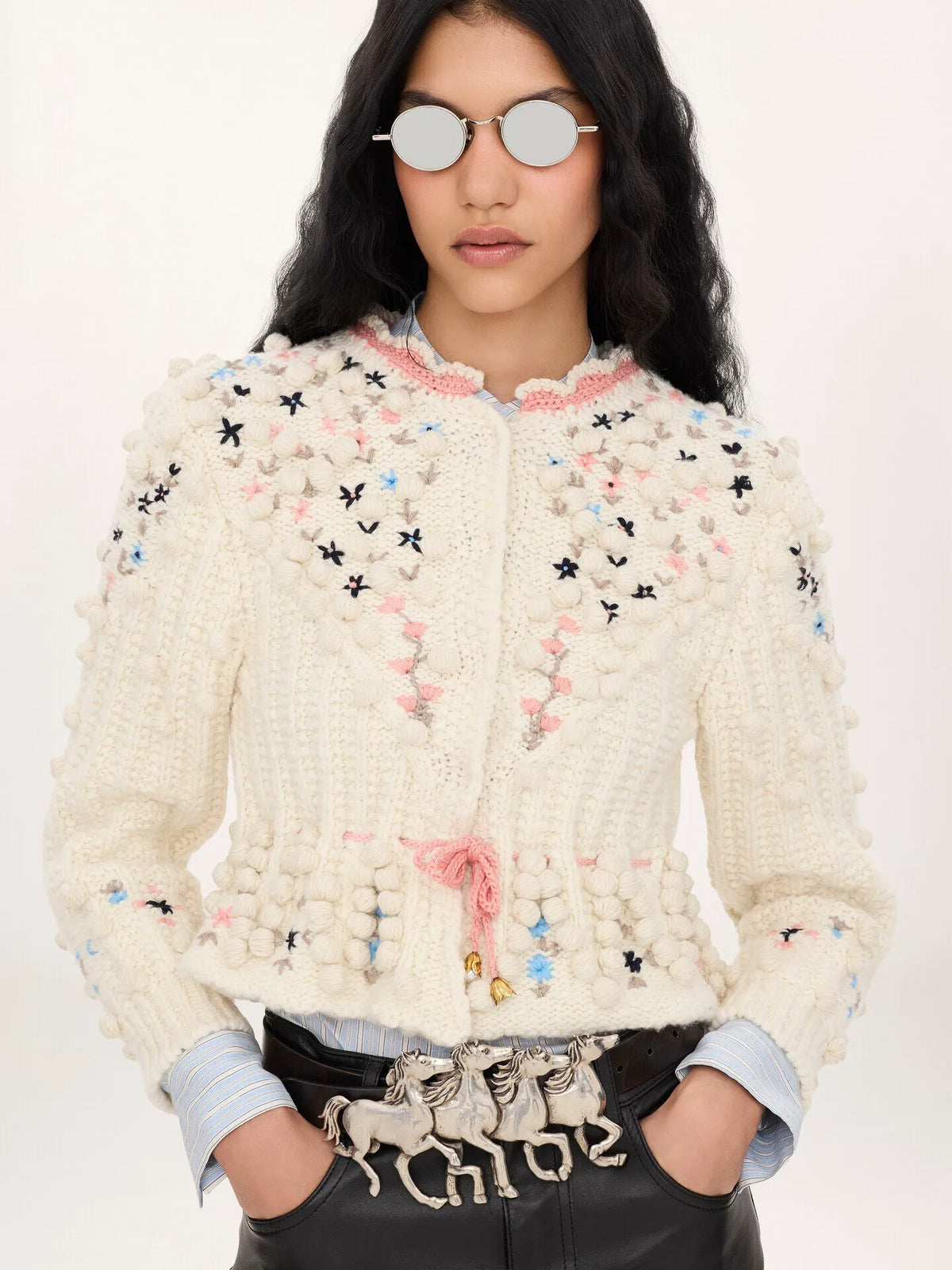 Cropped fitted cardigan in a wool knit