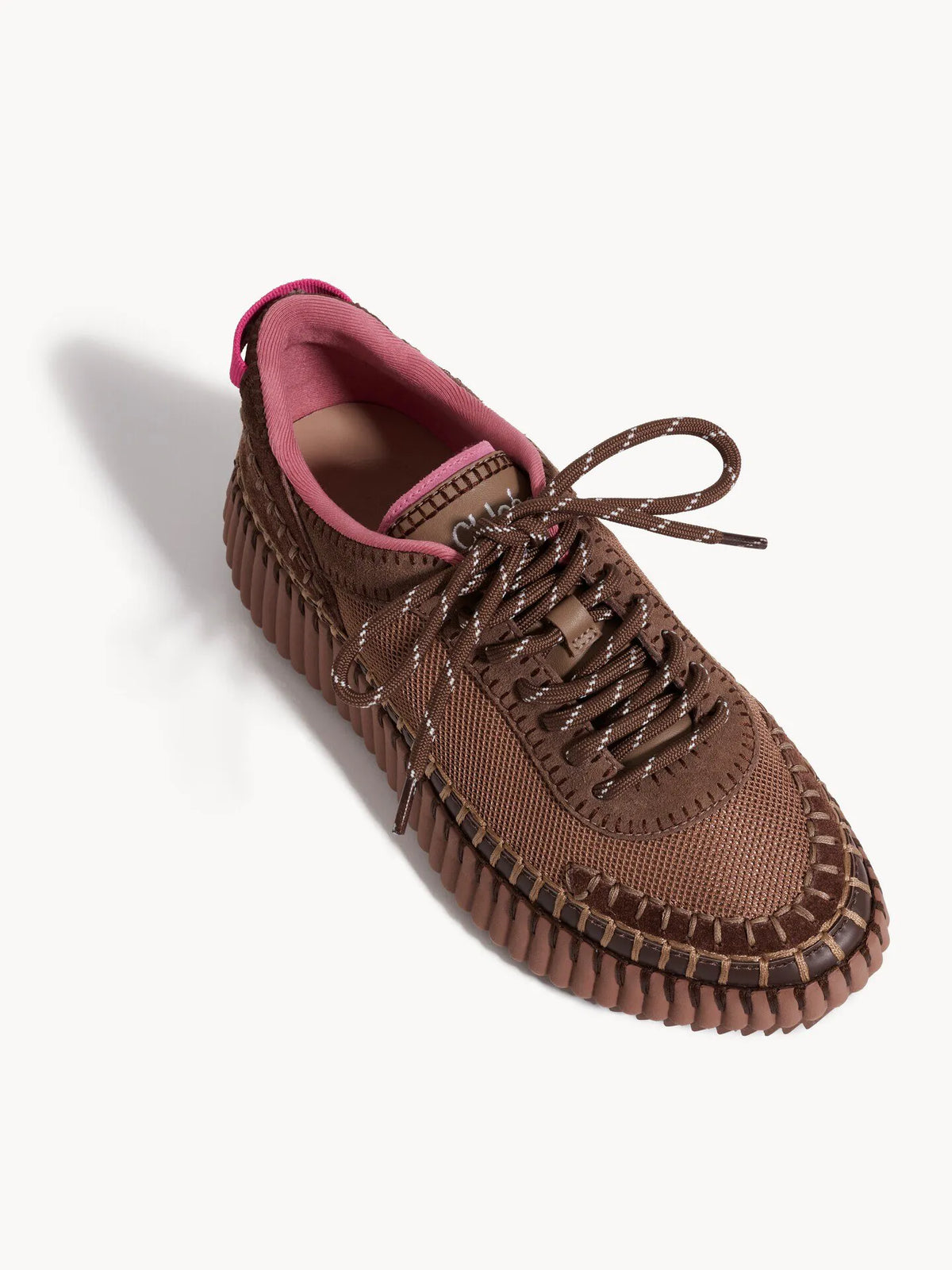 Nama sneaker