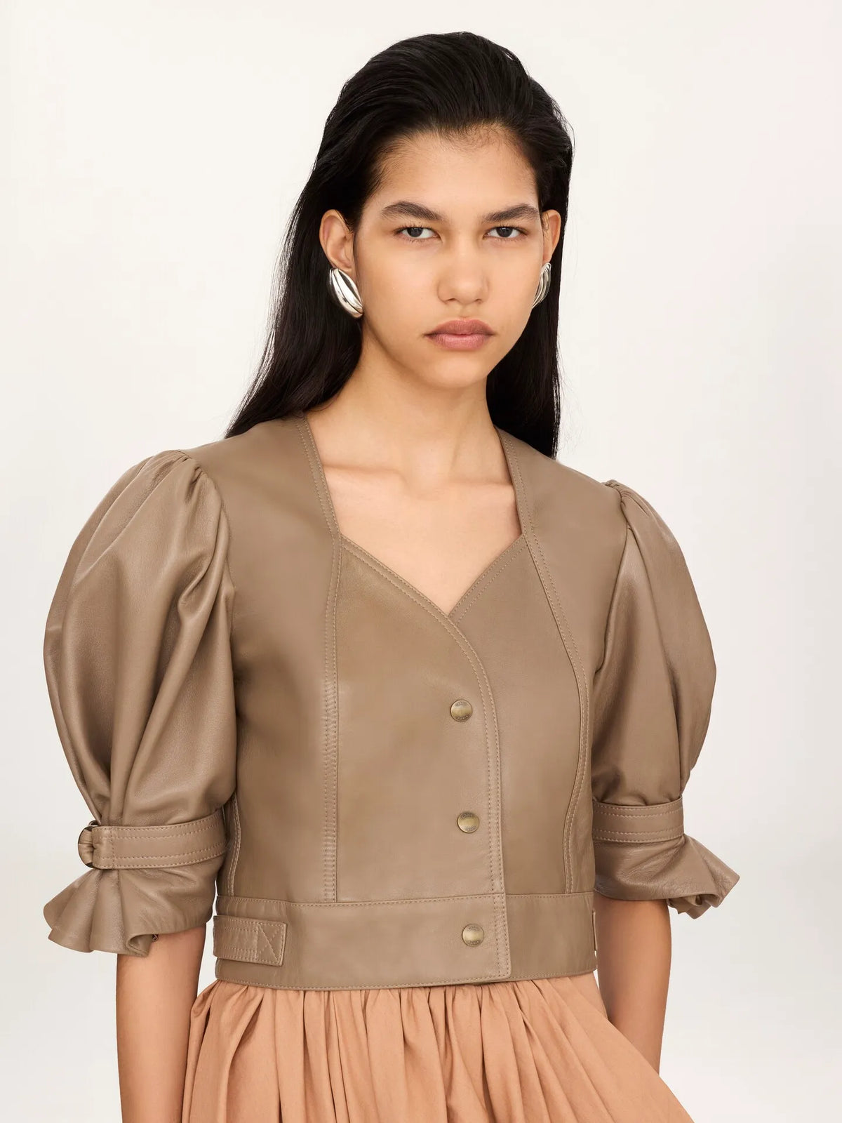 Cropped puff-sleeve jacket in leather