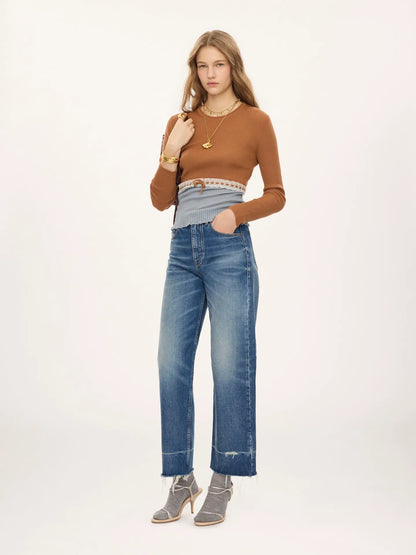 Cropped fitted sweater in a wool knit & lace