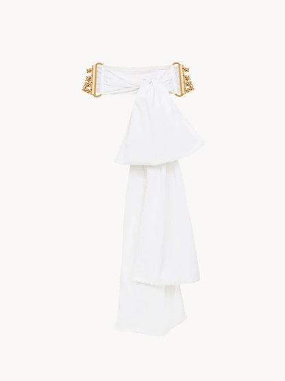 The Chloé Bow chain belt
