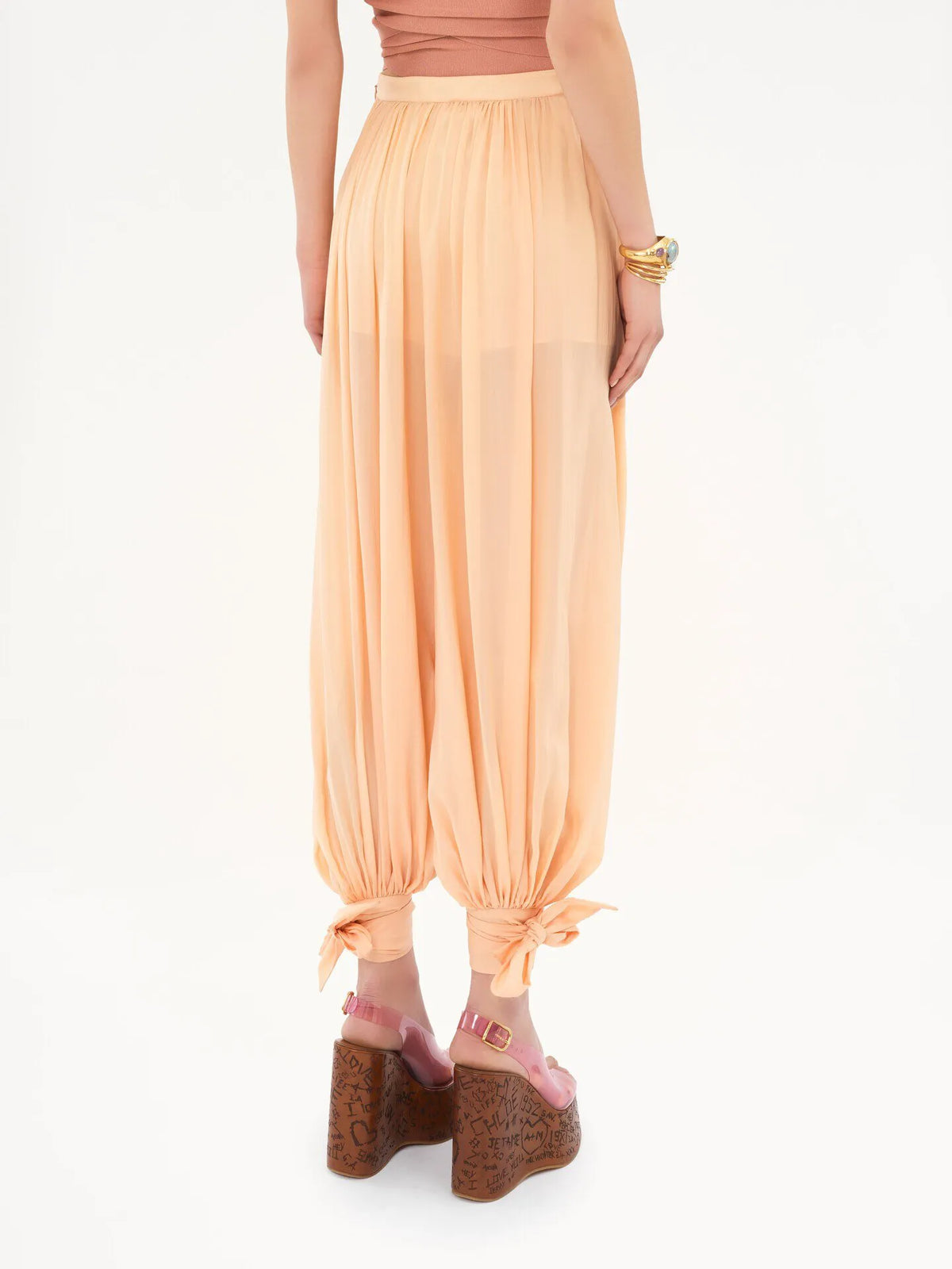 Fluid pleated pants in silk charmeuse