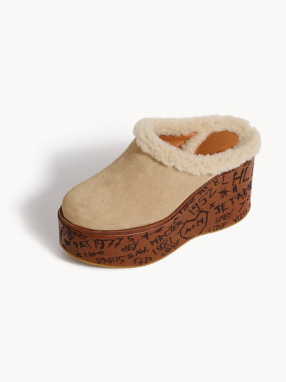 Maxime wedge mule