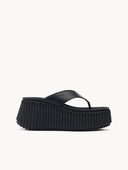Nama wedge slide