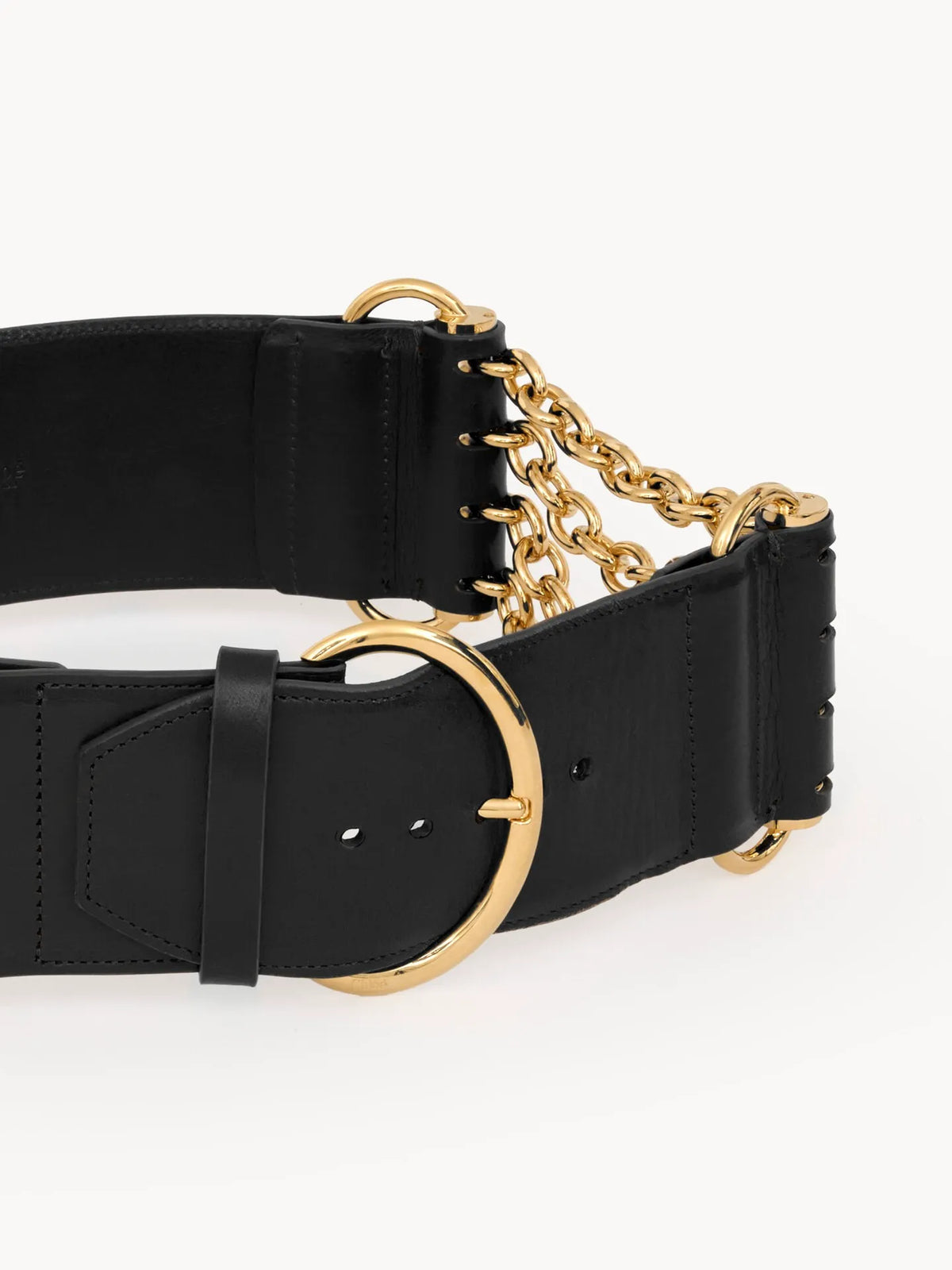 The Chloé Camera Chain belt