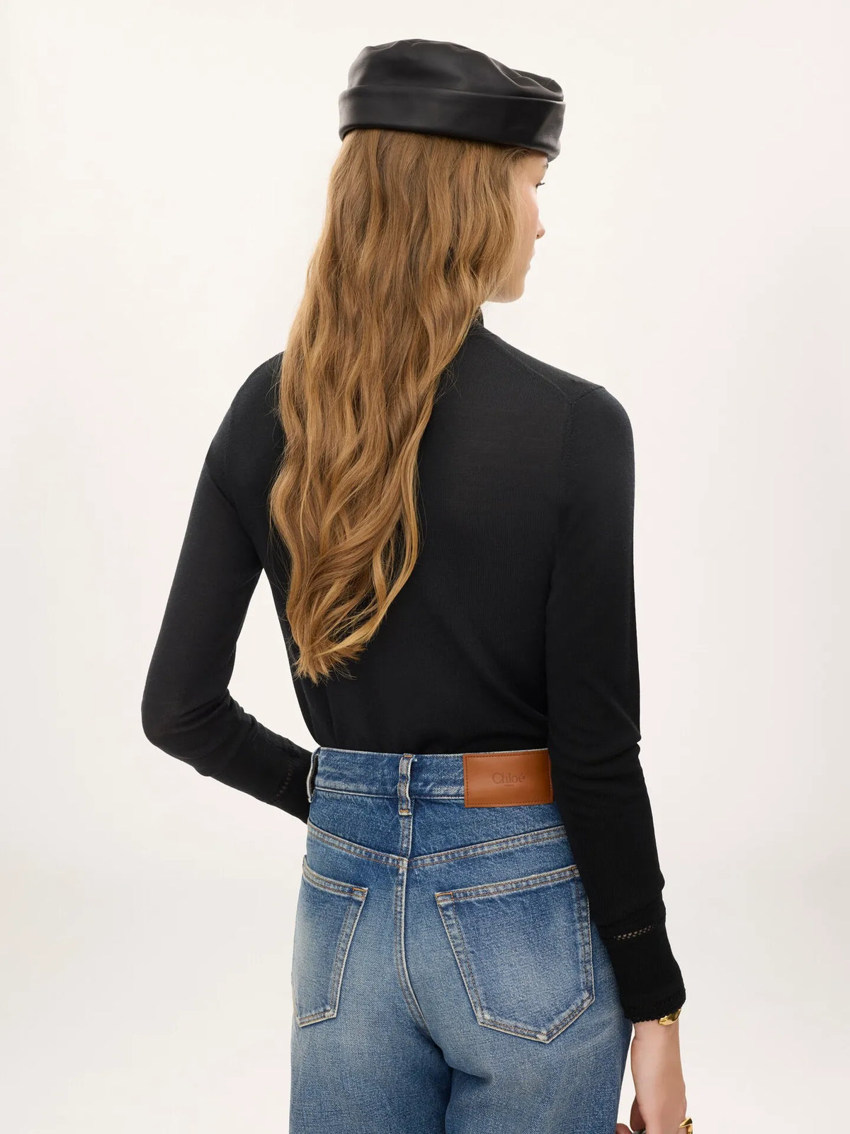 Fitted turtleneck in a wool knit