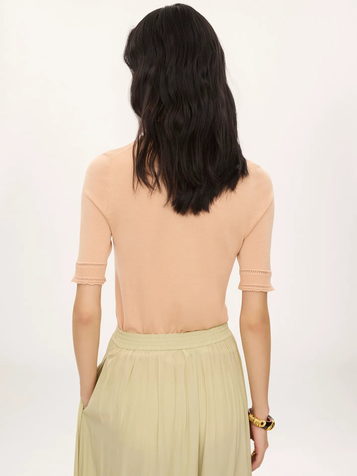 Short-sleeve sweater in a wool knit