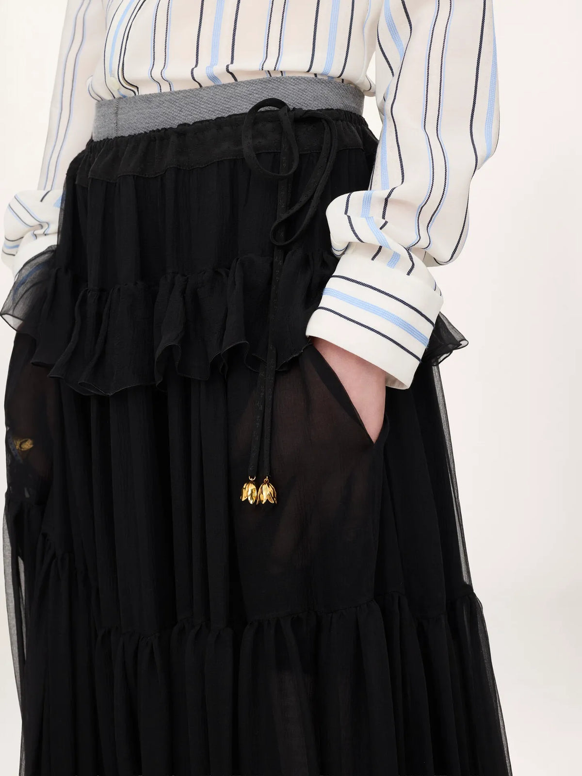 Fluid pleated pants in silk mousseline