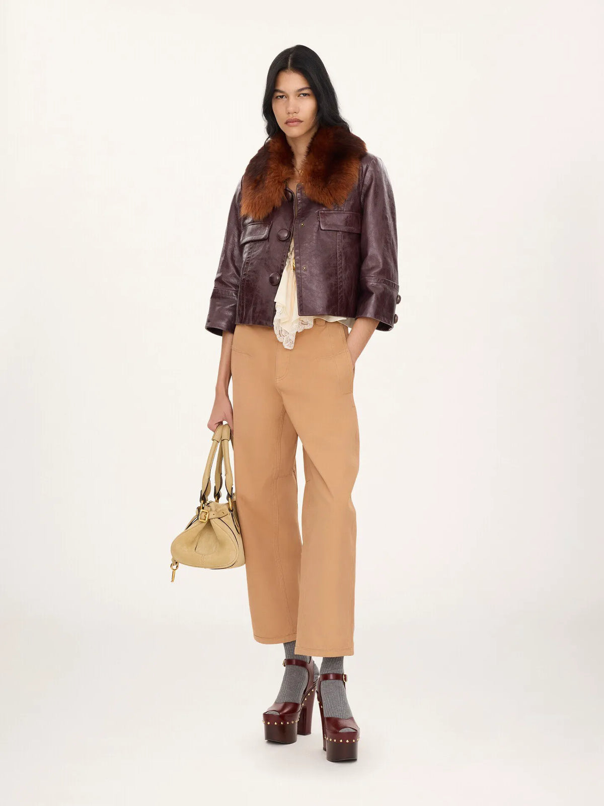 Cropped jacket in leather