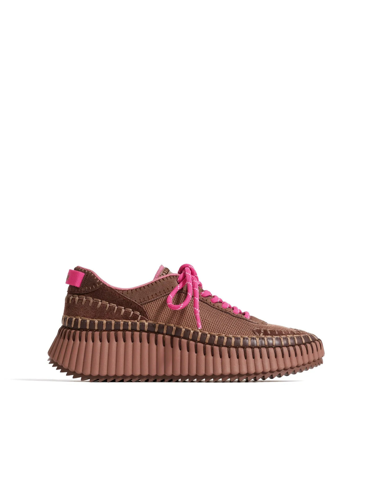 Nama sneaker
