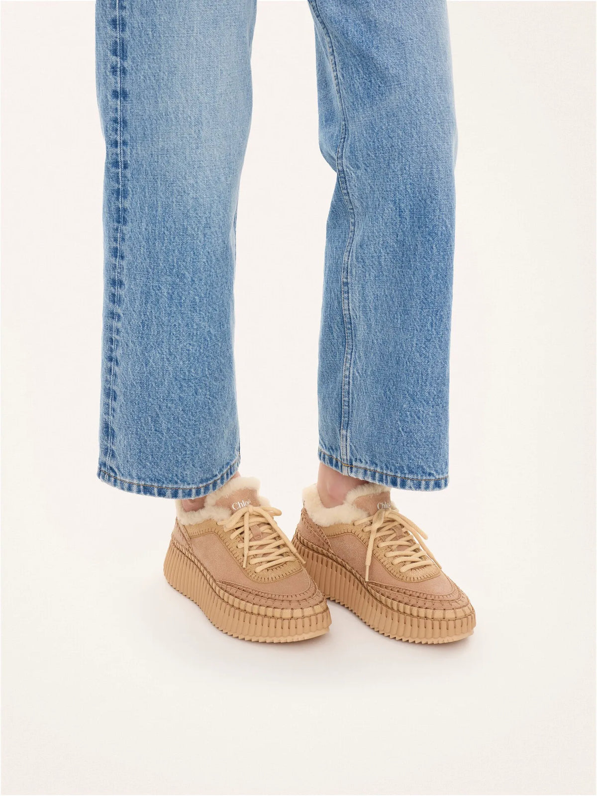 Nama sneaker