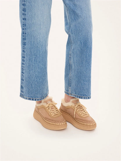Nama sneaker