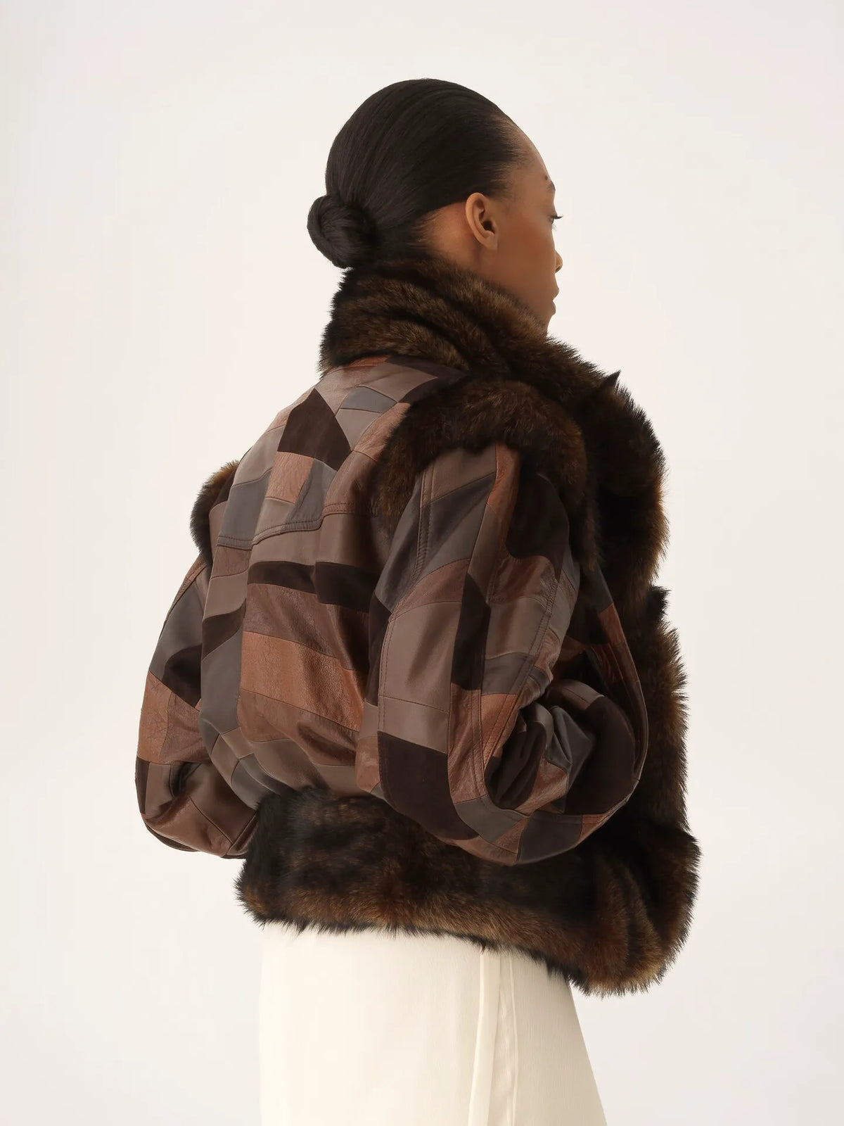 Short hybrid bomber jacket in leather