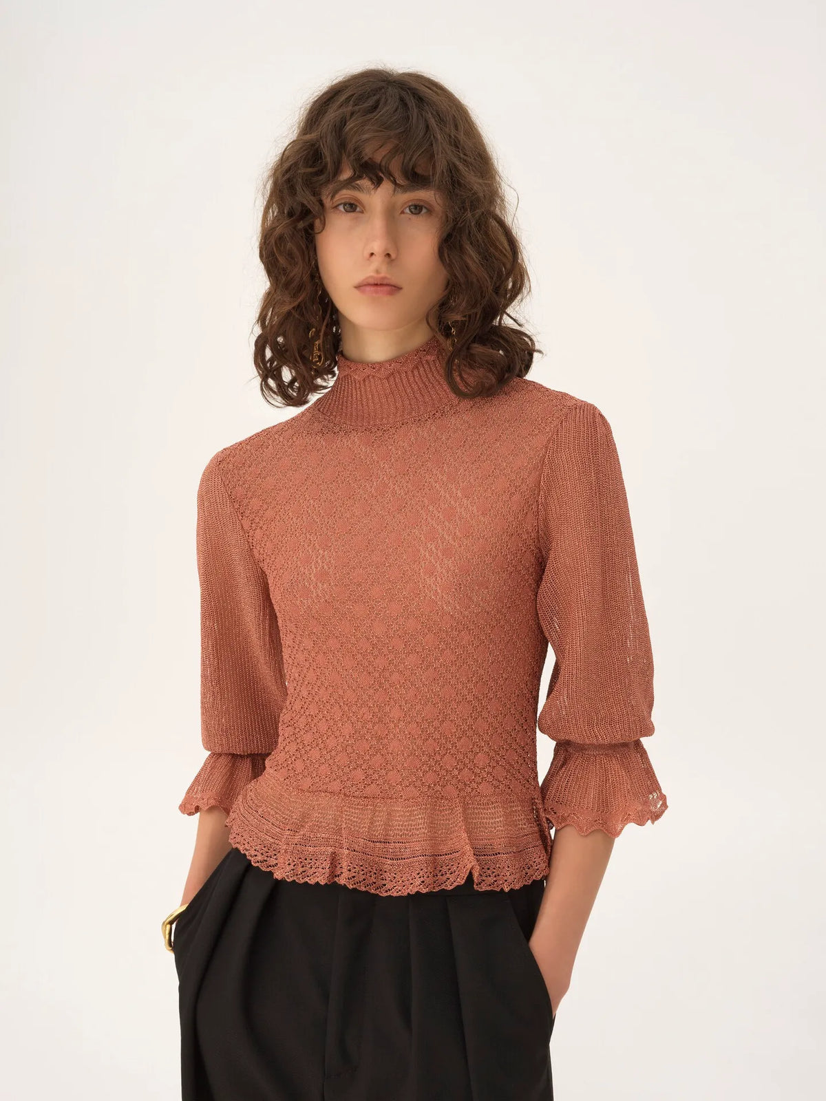 Ruffled puff-sleeve sweater in a lurex knit