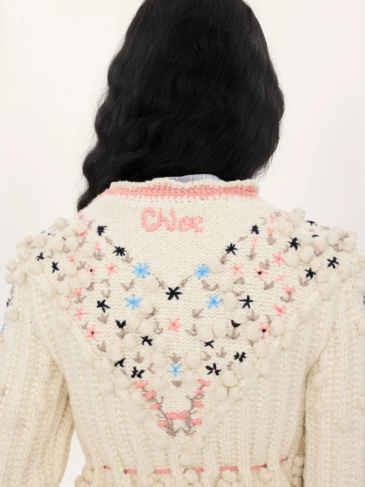 Cropped fitted cardigan in a wool knit