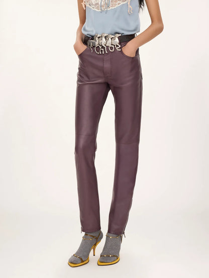Slim pants in leather
